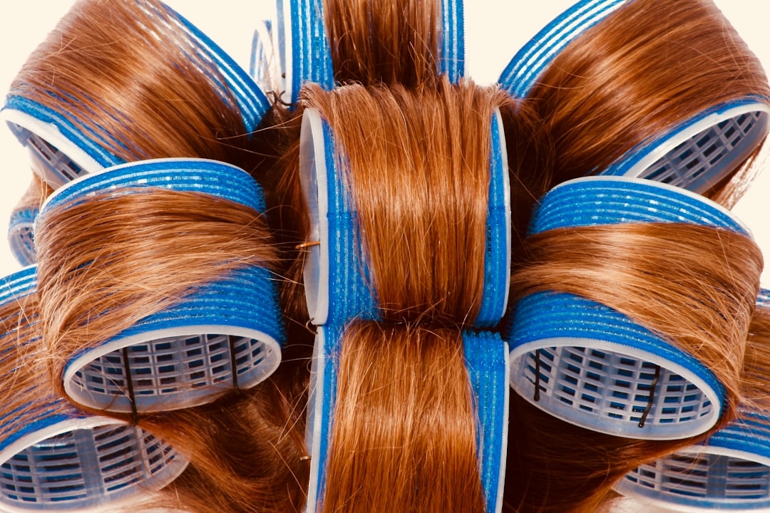 How to Scrunch Hair for Beautiful Waves and Curls